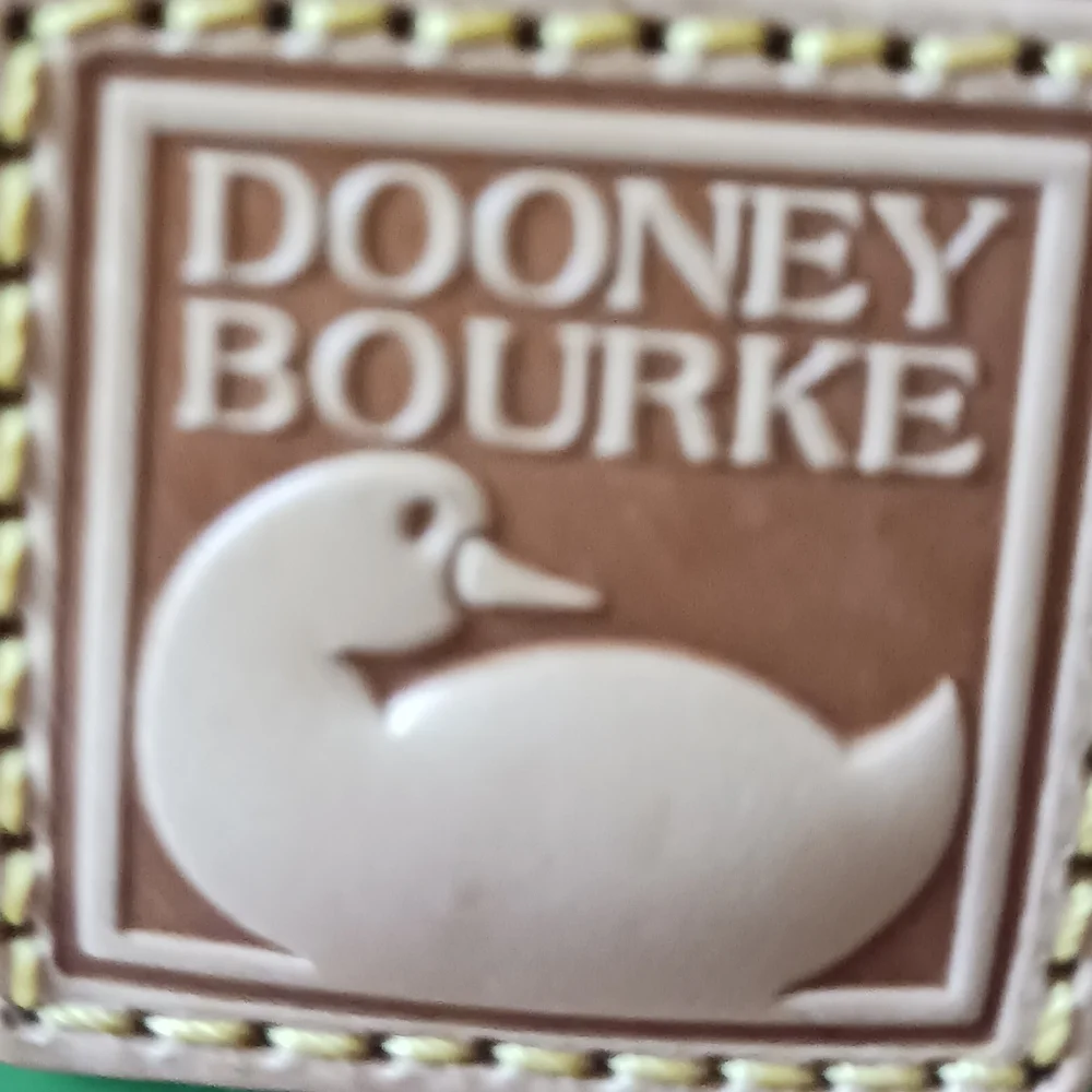 Dooney & Bourke Vintage Patent Leather Dome Tote Handbag In Emerald 12"×16"x7 - Picture 3 of 14
